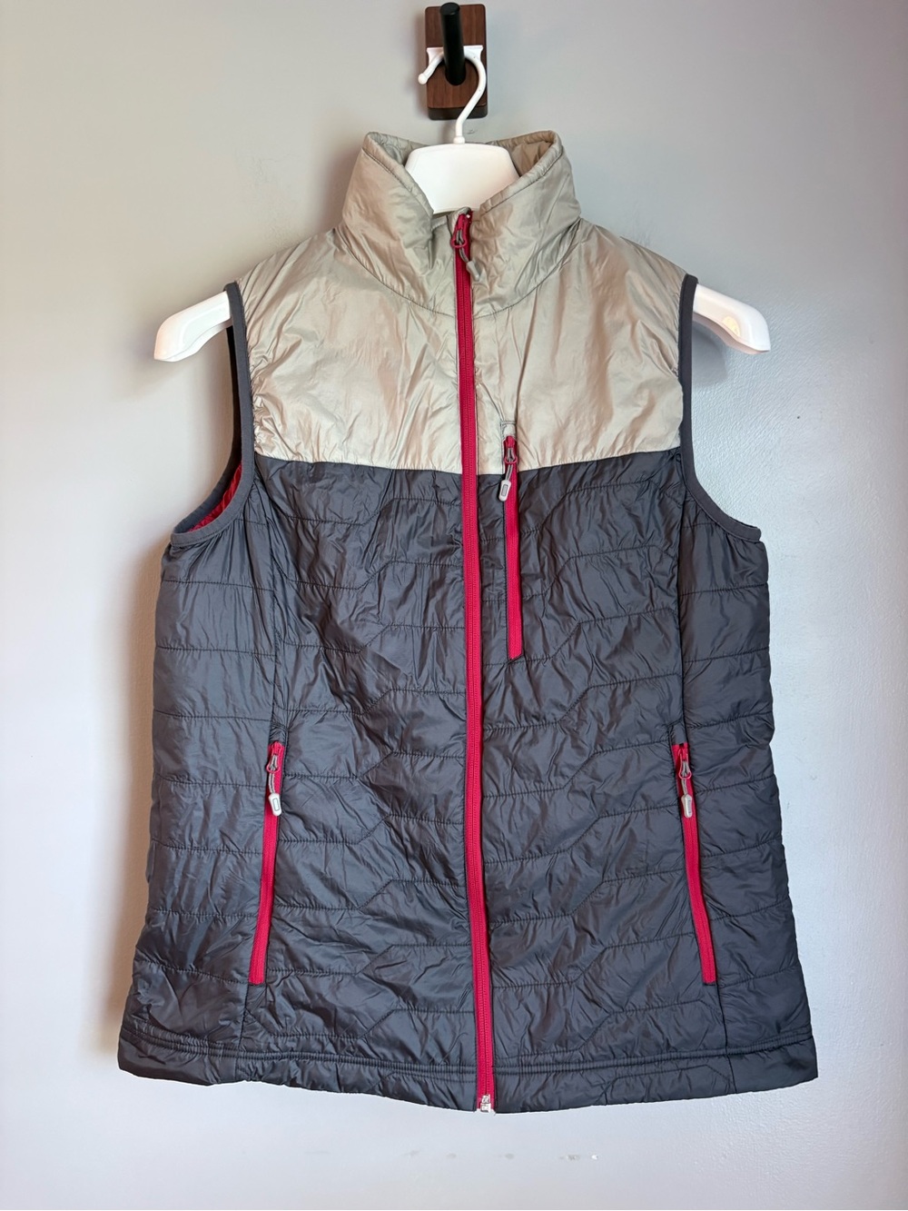 Hexa Custom Womens Large Puffer Vest CDW Corporate Tech Logo Grey Ref Full Zip